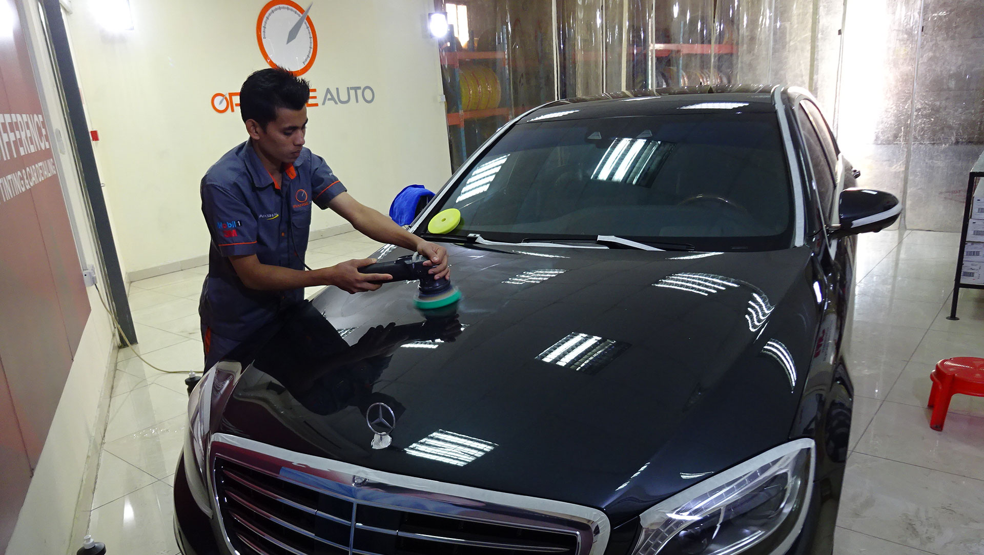 Mercedes wash at Orange Auto in Dubai